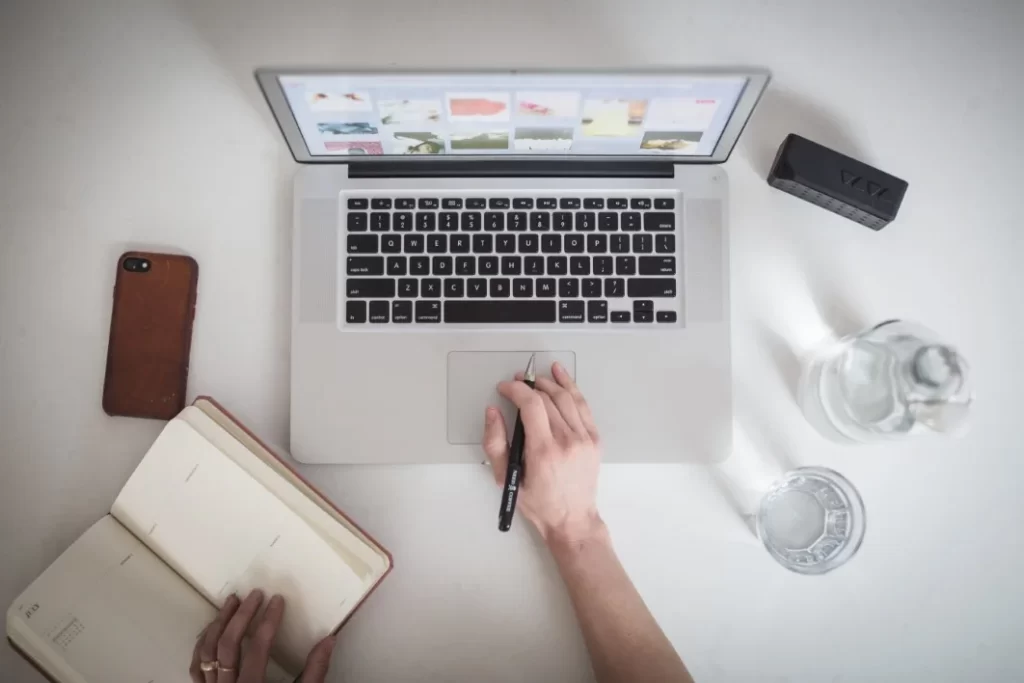 A computer and working tools to boost online presence